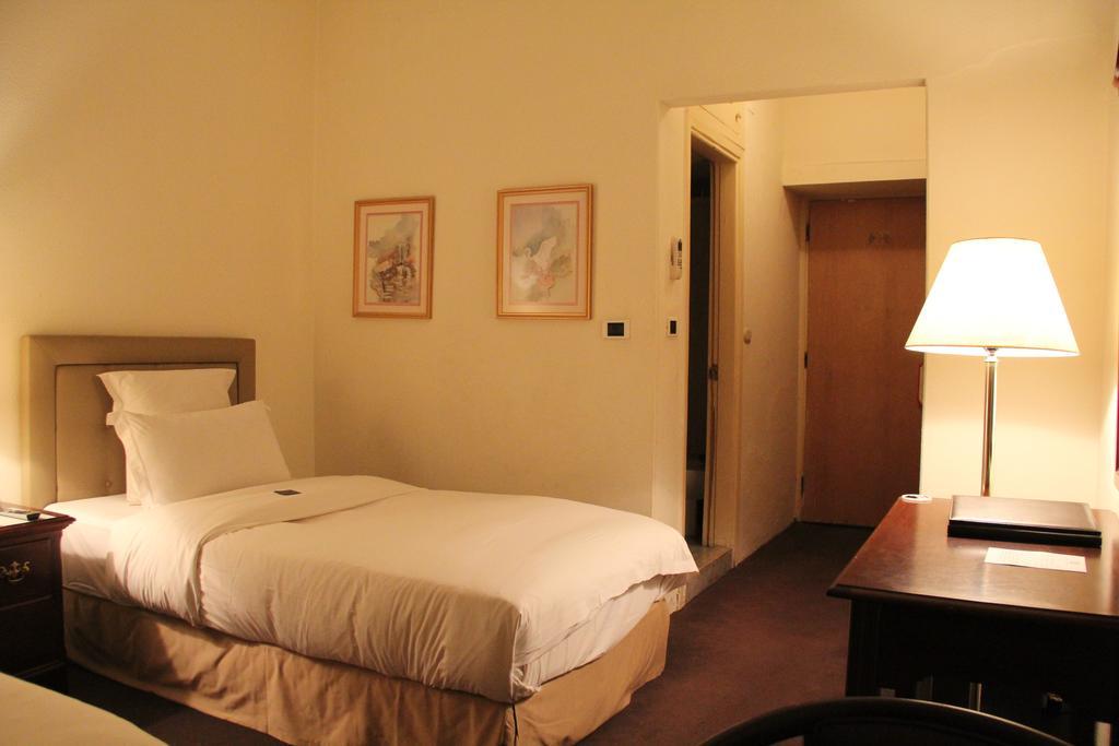 Napoleon Hotel 베이루트 외부 사진
